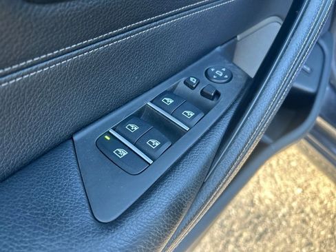 Used 2017 BMW 540i image 11