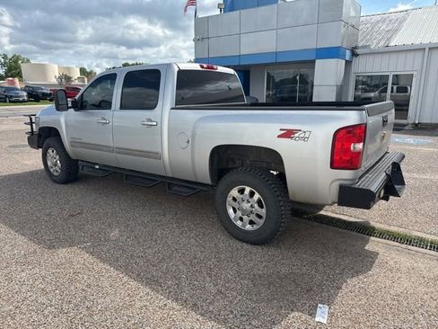 Used 2013 Chevrolet Silverado 2500 LTZ w/ LTZ Plus Package AWD/4WD image 6