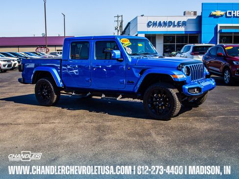 Used 2023 Jeep Gladiator Overland image 1