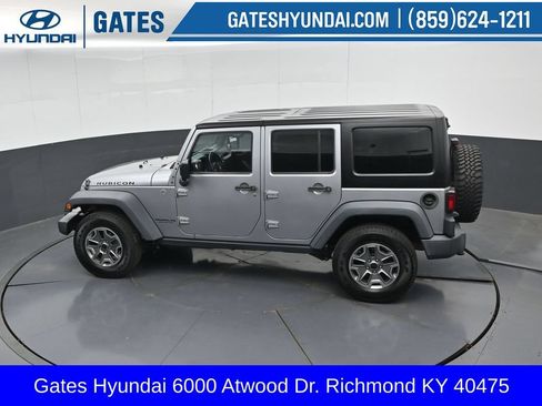Used 2015 Jeep Wrangler Unlimited Rubicon w/ Max Tow Package AWD/4WD image 41