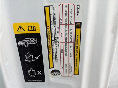 Used 2024 Jeep Wrangler Willys image 15