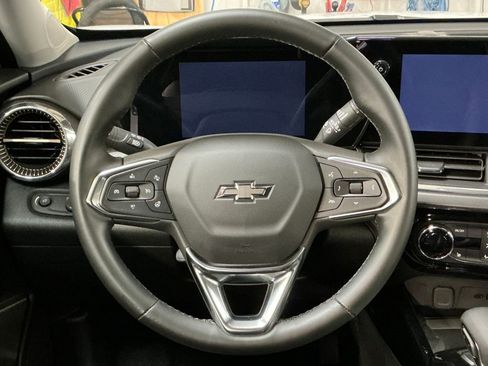 Certified 2024 Chevrolet Trax ACTIV w/ Sunroof Package image 15