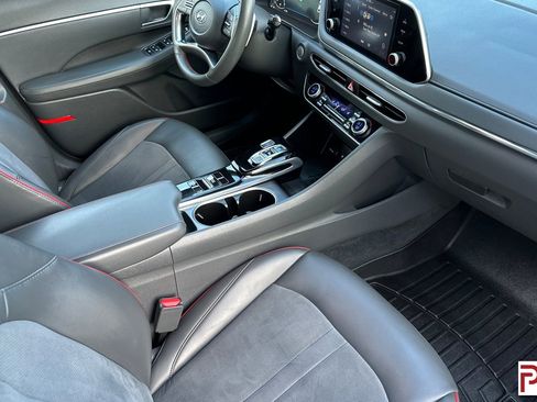 Used 2020 Hyundai Sonata SEL Plus image 19