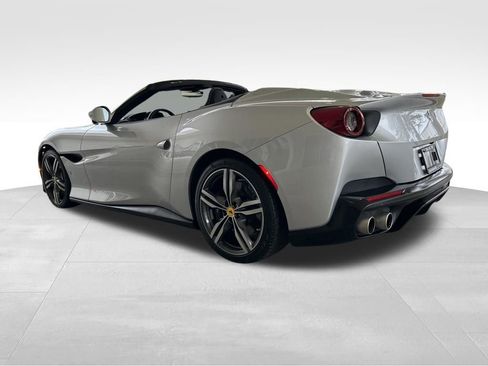 Used 2019 Ferrari Portofino Base image 7