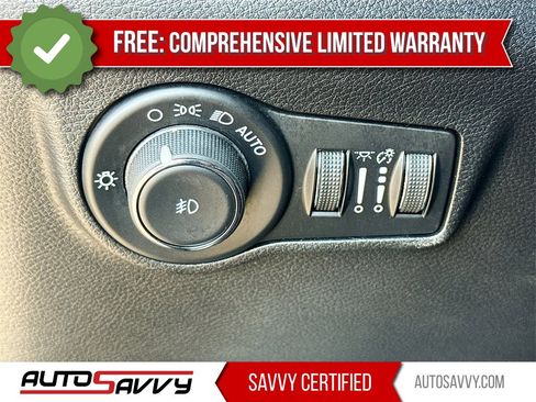 Used 2024 Jeep Compass Limited image 10