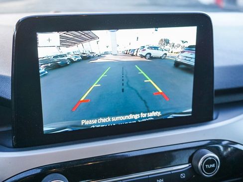 Used 2021 Ford Escape SE image 28