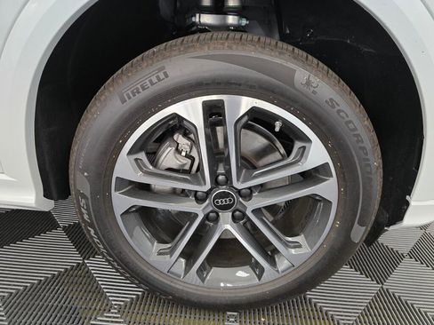 New 2025 Audi Q5 Premium image 22