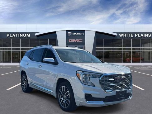 Certified 2024 GMC Terrain Denali AWD/4WD image 1
