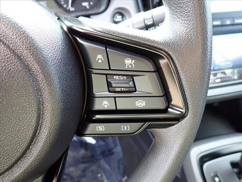 Certified 2025 Subaru Crosstrek 2.0i image 15