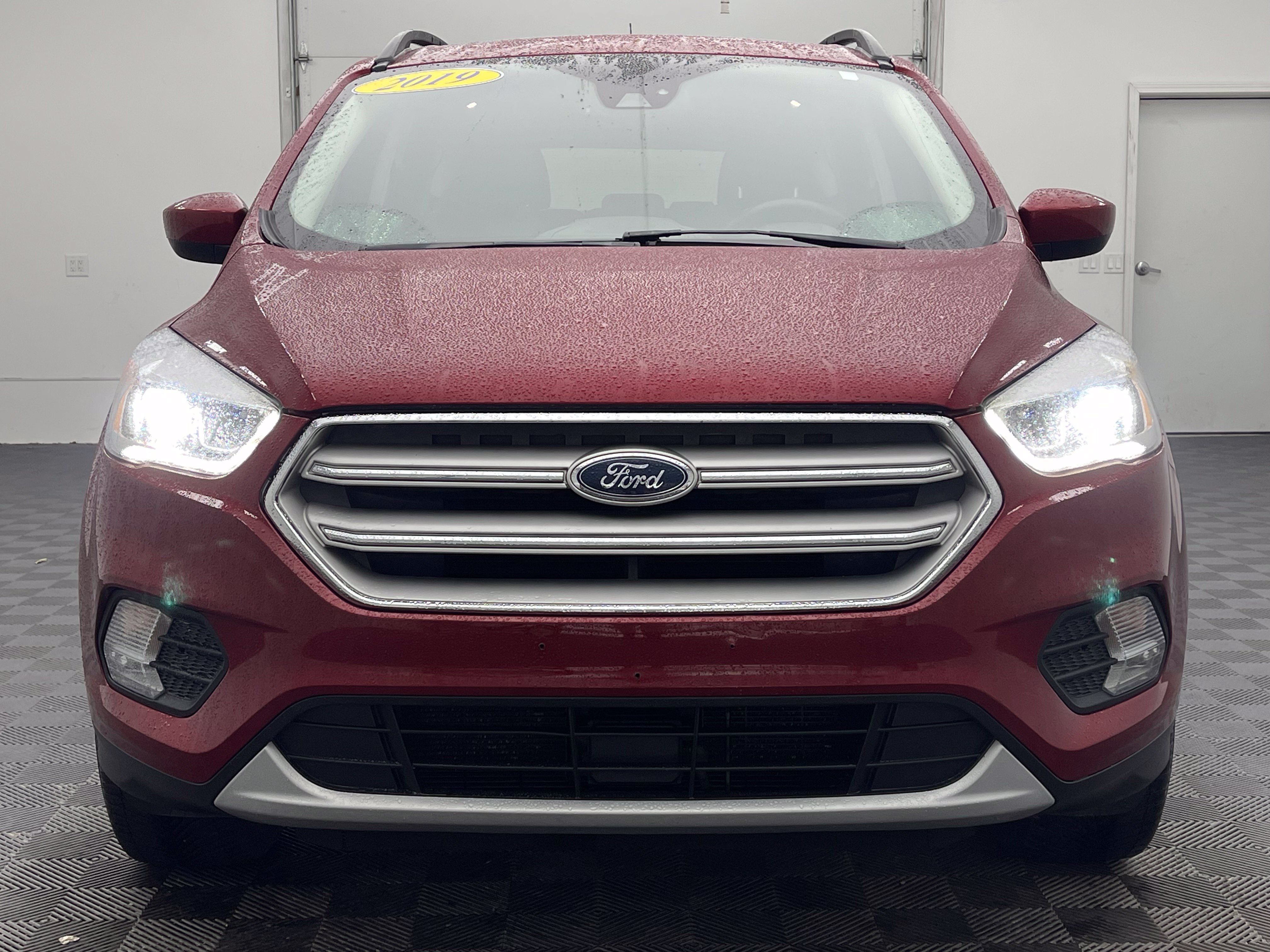 Used 2019 Ford Escape SEL AWD/4WD image 14