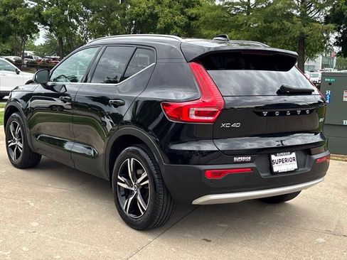 Used 2025 Volvo XC40 B5 Core AWD/4WD image 10