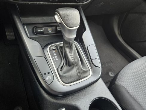 Used 2024 Kia Soul LX w/ Option Group 015 FWD image 14