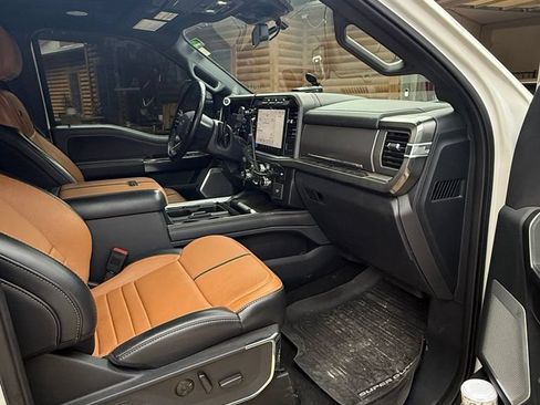 Used 2024 Ford F350 Platinum AWD/4WD image 7