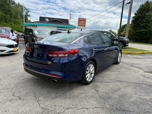 Used 2018 Kia Optima S w/ Panoramic Sunroof Package FWD image 5