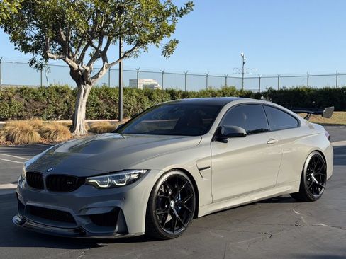 Used 2019 BMW M4 CS w/ Executive Package RWD image 2