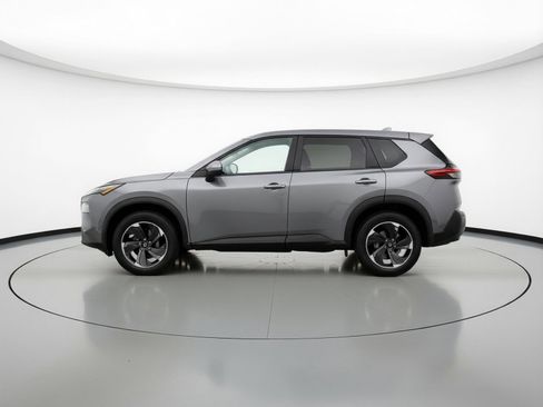 Used 2025 Nissan Rogue SV image 5