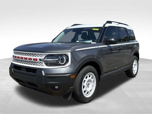 New 2025 Ford Bronco Sport Heritage w/ Convenience Package AWD/4WD image 3