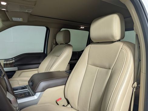 Used 2018 Ford F150 Lariat w/ Equipment Group 502A Luxury AWD/4WD image 26