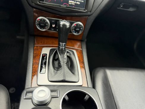 Used 2011 Mercedes-Benz C 300 4MATIC Sedan image 32