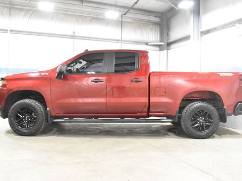 Used 2020 Chevrolet Silverado 1500 Custom Trail Boss w/ Custom Convenience Package AWD/4WD image 19