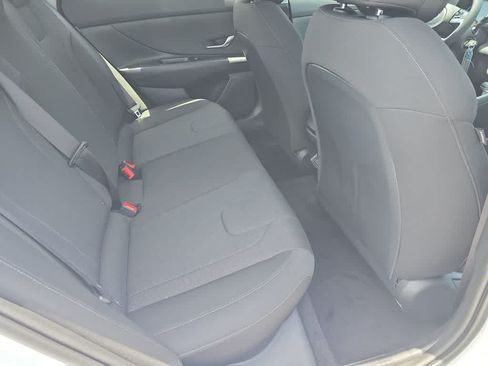 New 2026 Hyundai Elantra SE FWD image 21
