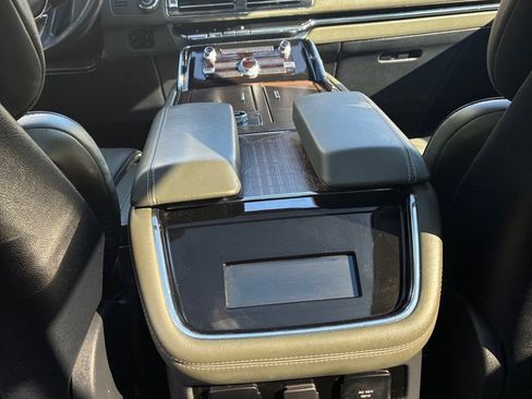 Used 2022 Lincoln Navigator Black Label AWD/4WD image 24