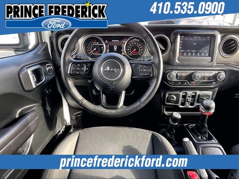 Used 2018 Jeep Wrangler Unlimited Sport S image 5