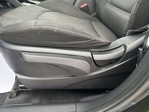 Used 2015 Hyundai Tucson GLS image 15