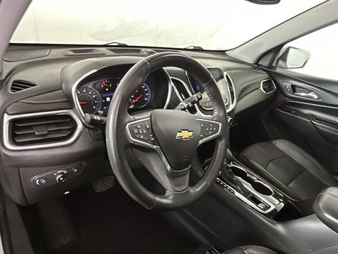 Used 2022 Chevrolet Equinox Premier AWD/4WD image 16