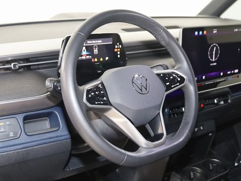 Used 2025 Volkswagen ID. Buzz Pro S image 6