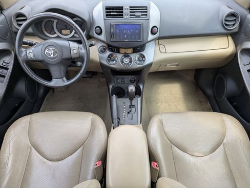 Used 2012 Toyota RAV4 Limited image 18