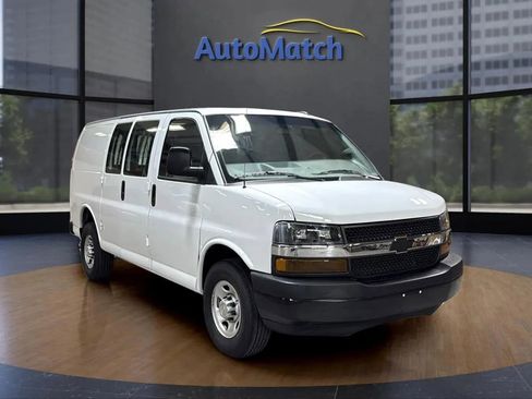 Used 2023 Chevrolet Express 2500 image 1