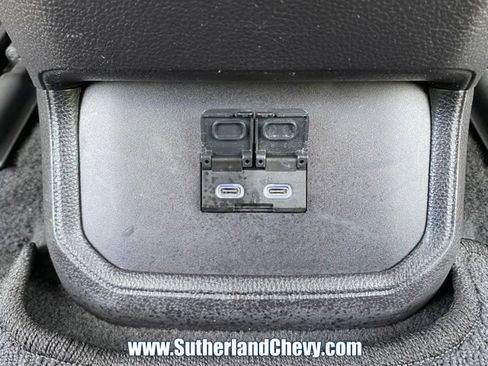 Used 2024 Toyota Highlander XLE AWD/4WD image 45