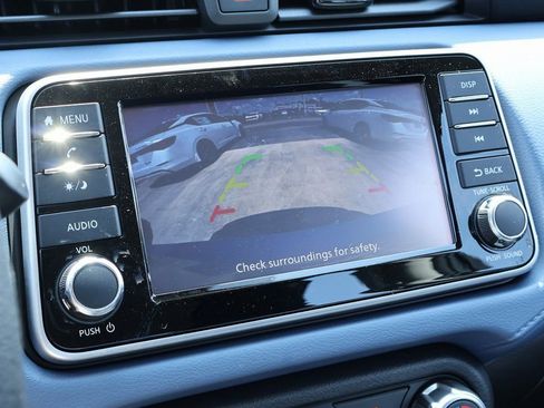 New 2025 Nissan Versa SV w/ Trunk Package image 4