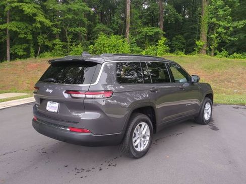 New 2025 Jeep Grand Cherokee L Laredo w/ Luxury Tech Group I AWD/4WD image 15