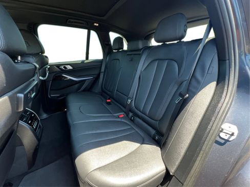 Used 2020 BMW X5 xDrive40i w/ Convenience Package AWD/4WD image 17