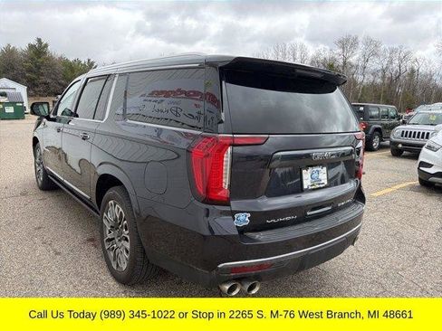 Used 2024 GMC Yukon XL Denali Ultimate w/ LPO, Floor Liner Package AWD/4WD image 9