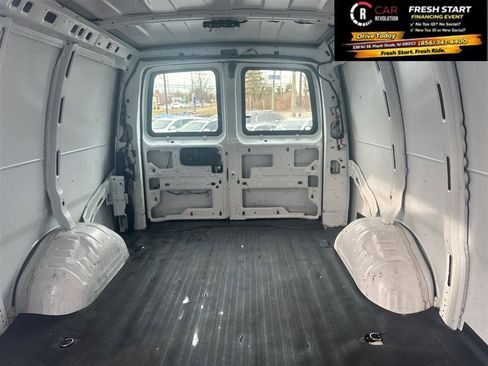 Used 2021 Chevrolet Express 2500 Extended w/ Driver Convenience Package RWD image 8