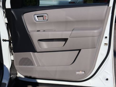 Used 2015 Honda Pilot EX-L image 11