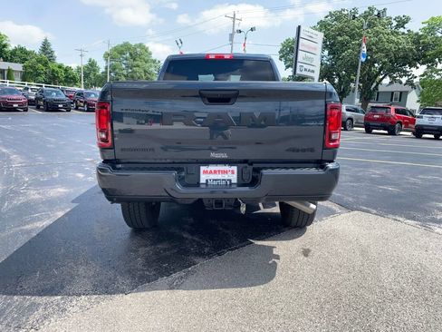Used 2025 RAM 2500 Big Horn AWD/4WD image 6