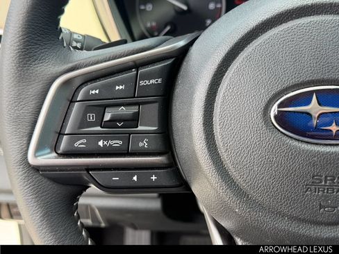 Used 2025 Subaru Outback Limited AWD/4WD image 31