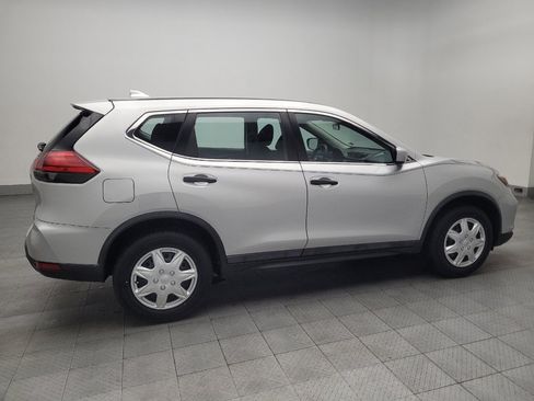 Used 2017 Nissan Rogue S image 10