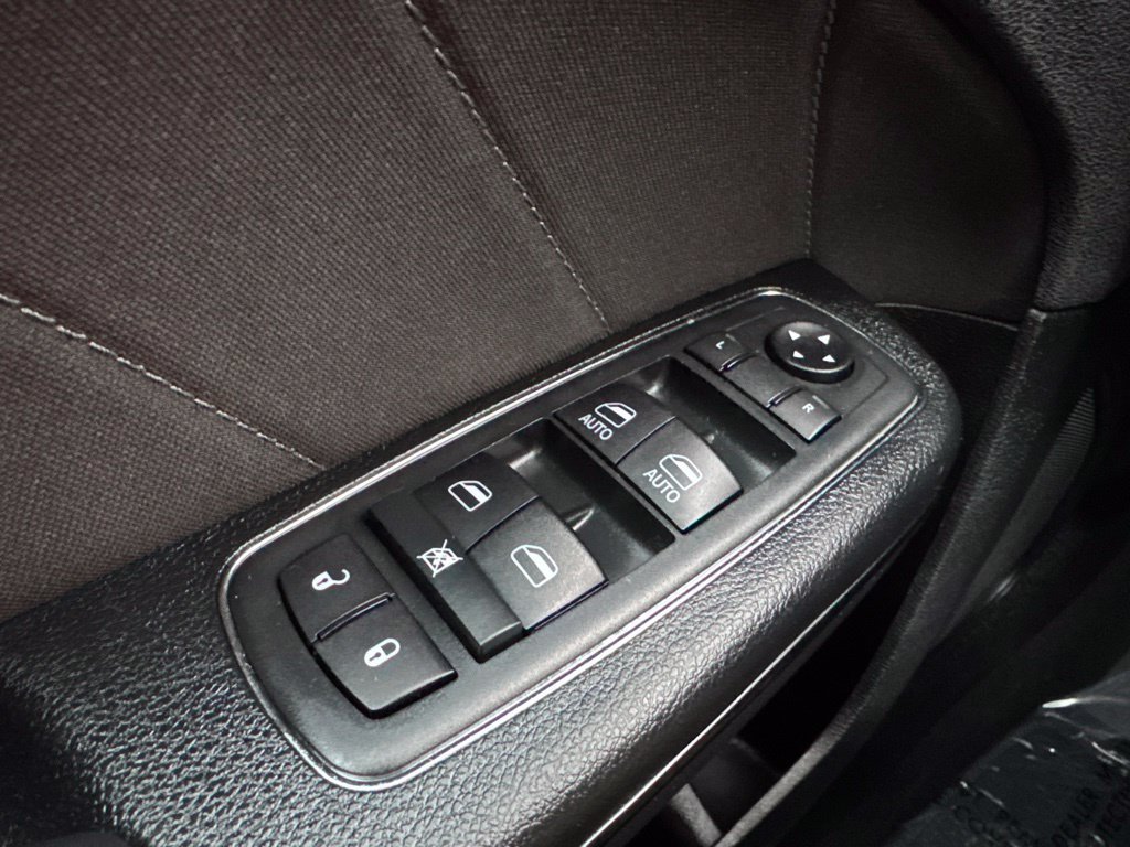 Used 2020 Dodge Charger SXT w/ Driver Convenience Group AWD/4WD image 7