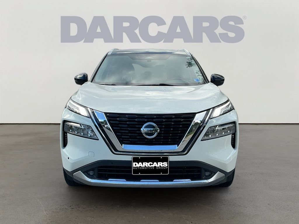 Used 2021 Nissan Rogue Platinum AWD/4WD image 2