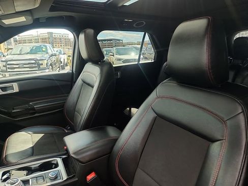 Certified 2023 Ford Explorer ST-Line w/ Class IV Trailer Tow Package AWD/4WD image 22