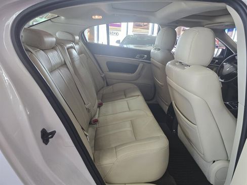 Used 2015 Lincoln MKS AWD w/ Equipment Group 201A image 16