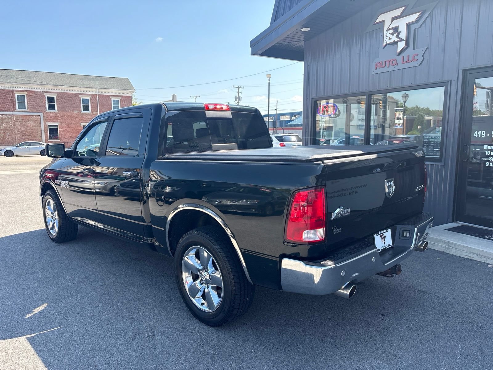 Used 2016 RAM 1500 Big Horn AWD/4WD image 2
