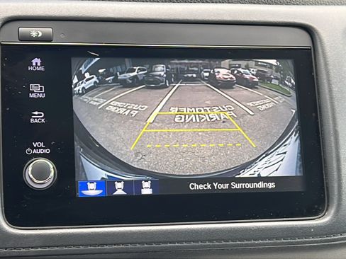 Used 2021 Honda HR-V EX-L image 17