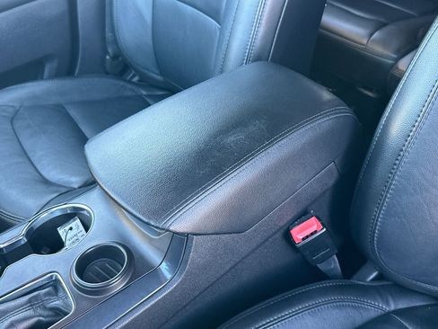 Used 2018 Ford Explorer XLT w/ Equipment Group 202A image 21