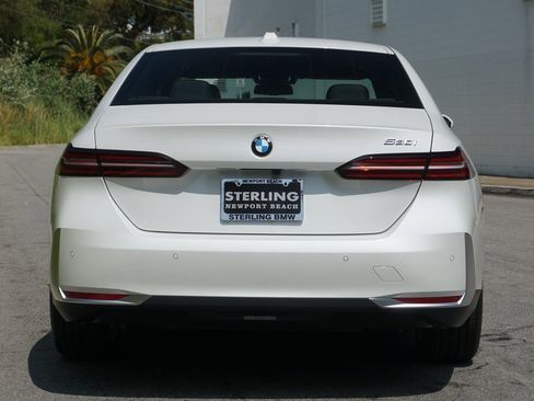 New 2025 BMW 530i image 6